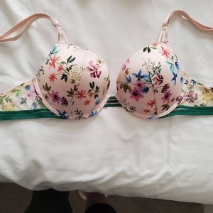 Very Sexy floral push up bra